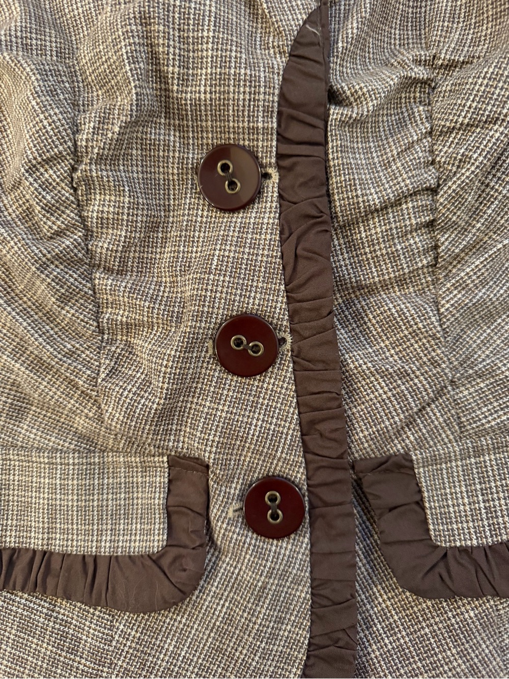 Charming Brown Plaid Short-Sleeve Blazer Top - Picture 6 of 6